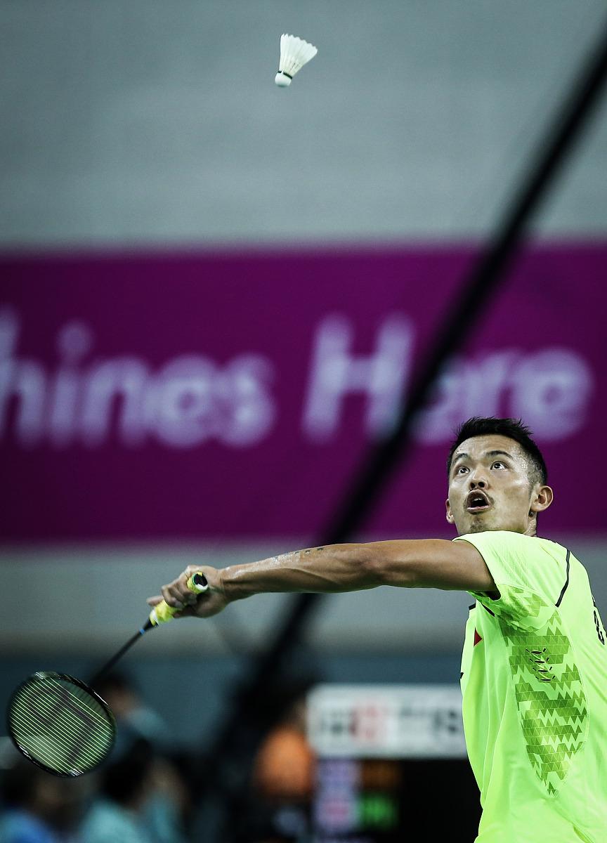 法国羽毛球队鏖战印度羽毛球队，林丹完成帽子戏法