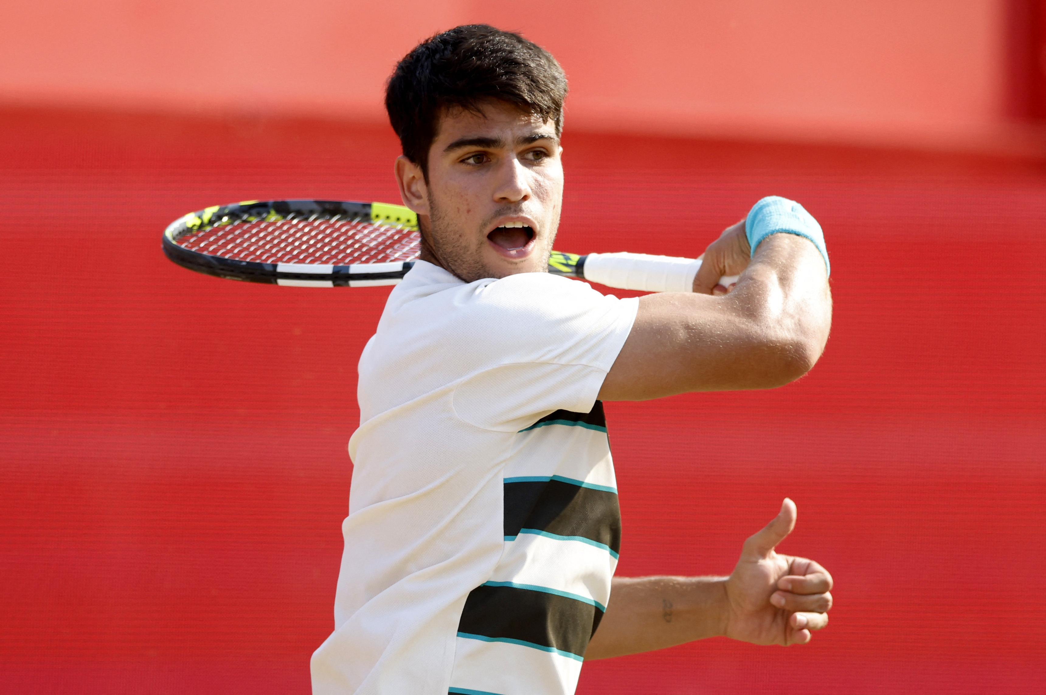 意大利网球队强势欧洲网球队，阿尔卡拉斯绝境逆转