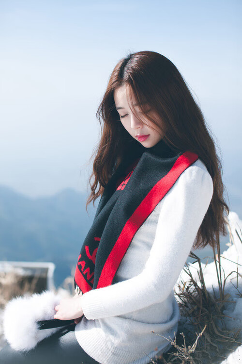 东瀛刀锋斩高卢雄鸡，黄鸭展翅惊艳巴黎—亚洲力量在绝境中绽放