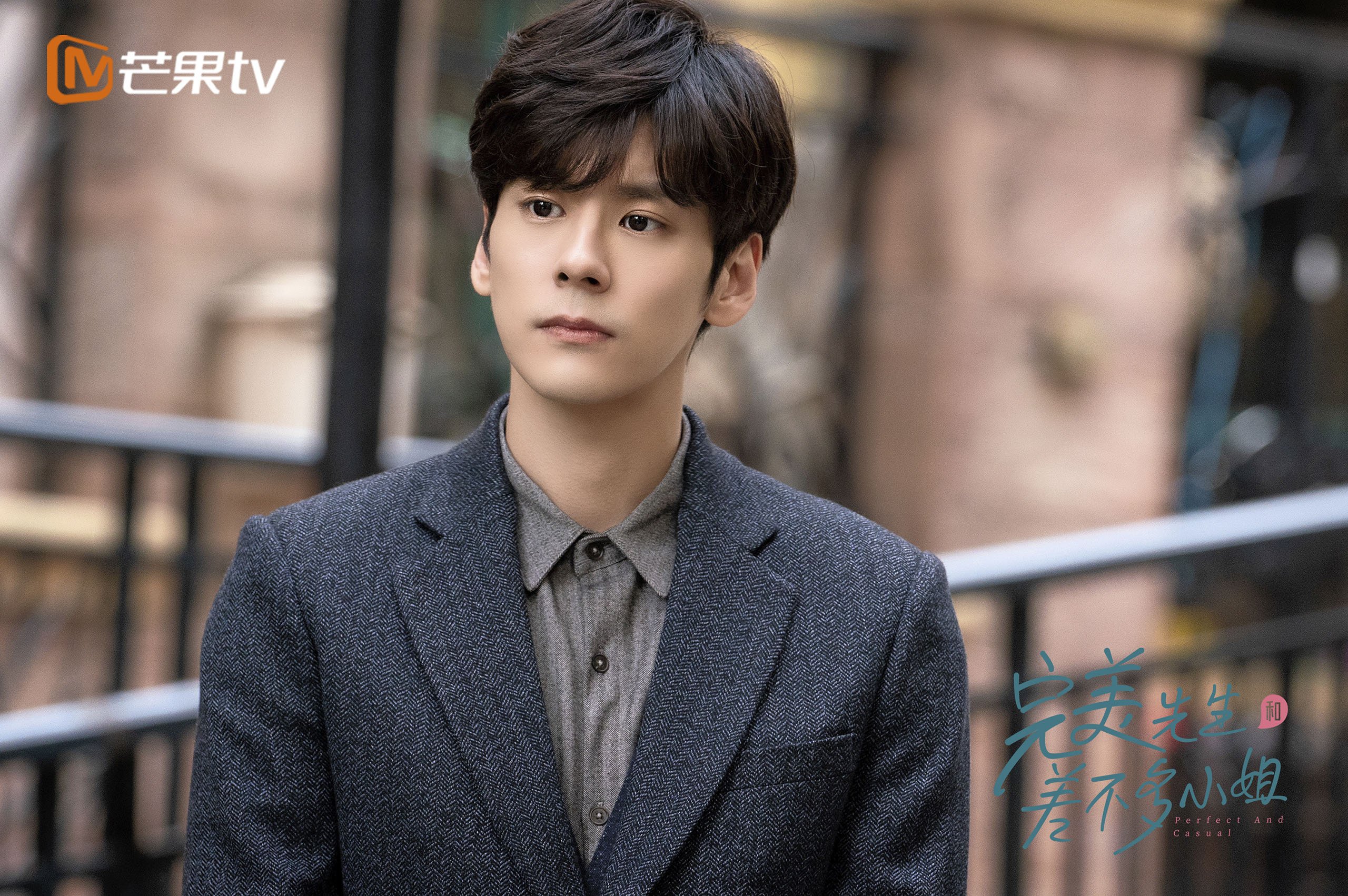 当黄蓝军团遇上红魔，三笘薰的节奏棋盘