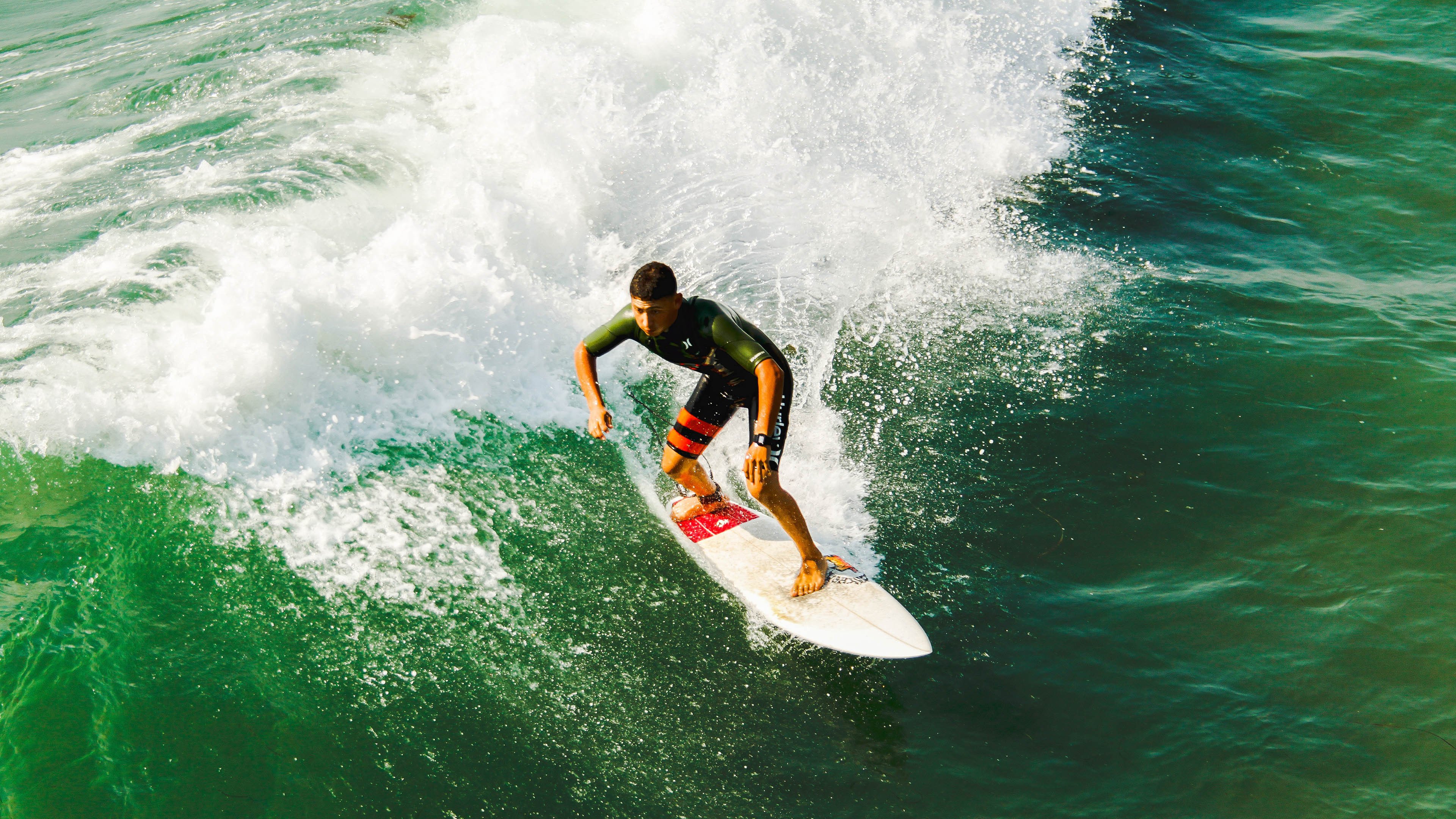 双线狂飙之夜，贝蒂斯情歌攻克坚城，迪亚斯圣西罗加冕新王
